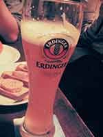 ドイツビール、Erdinger Weisse（エルディンガー・ヴァイス）の写真
